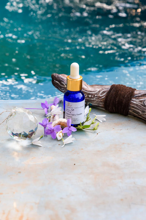 Huile Chakra de la Gorge / Throat Chakra Steam Distilled Oil