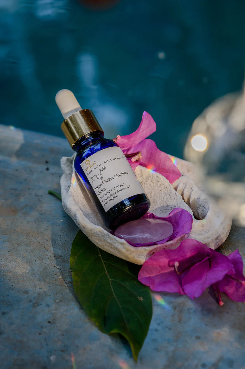 Huile Chakra du Coeur / Heart chakra Steam Distilled Oil